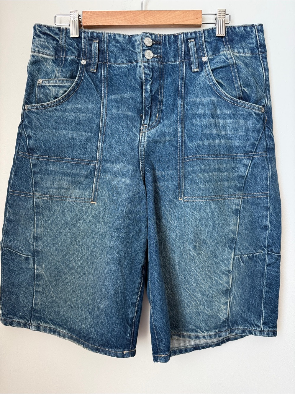 We The Free The Free Extreme Measures Barrel Shorts Size 31 - Picture 2 of 12